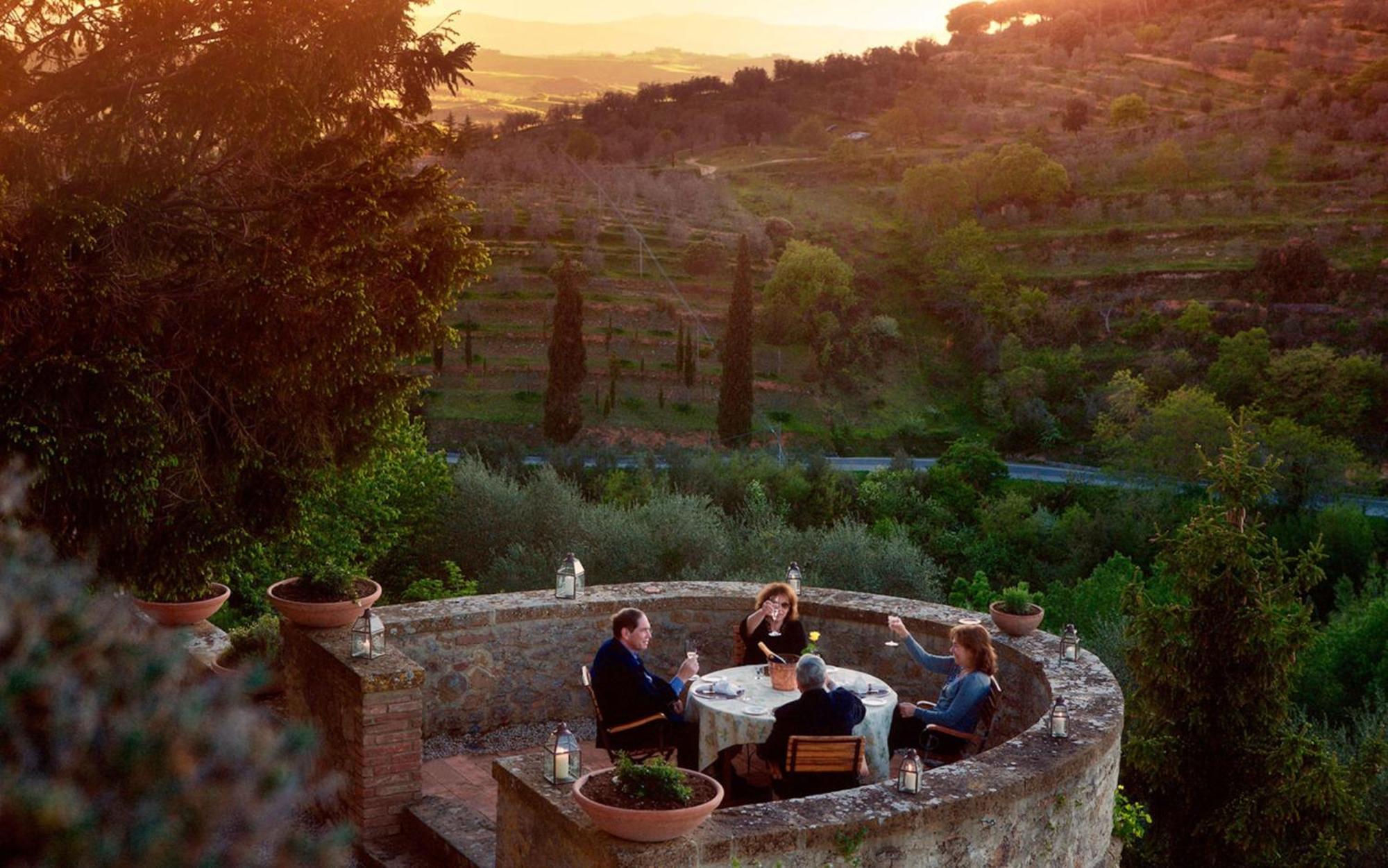 Palazzo Brandano 3* Petroio