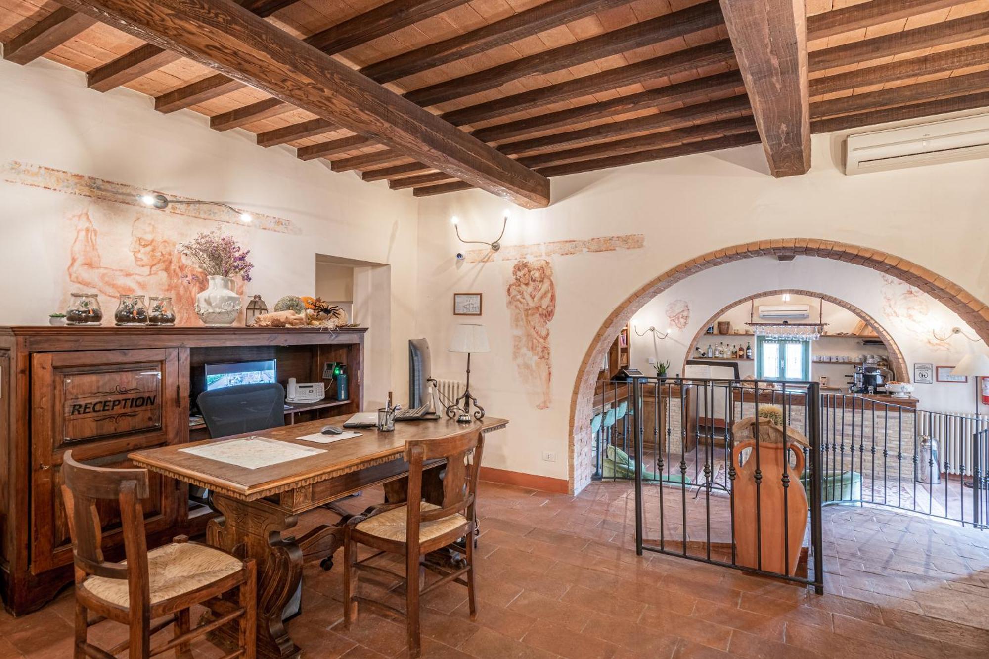 Palazzo Brandano Hotel 3*